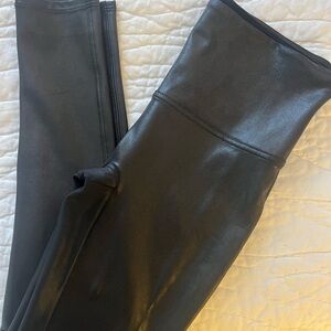 SPANX faux leather leggings, large, petite, Very black